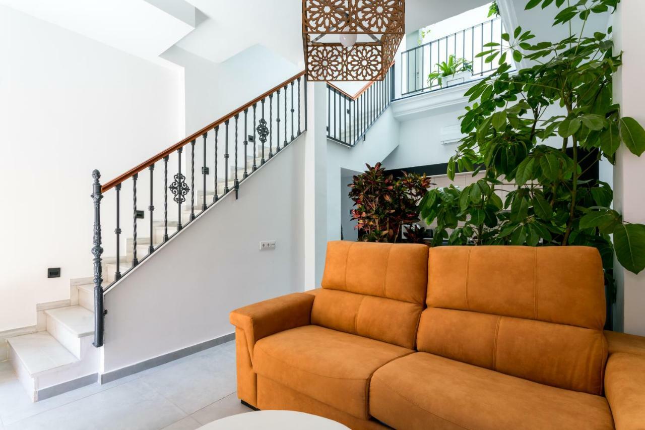 Unique House - Private Spa&Pool -StayinСевиля Екстериор снимка